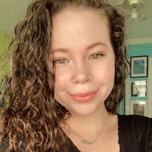 Meet your Posher, Audrey